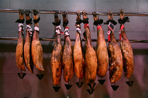 Pata Negra, Serrano and Parma How to serve those Hams? – meia.dúzia®